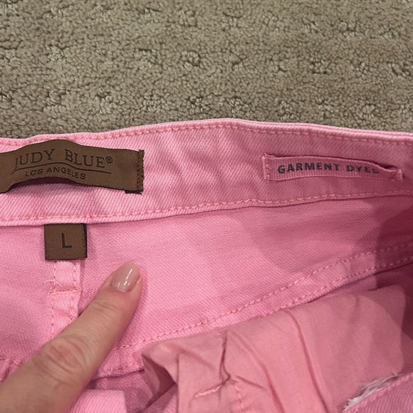 Judy Blue Pink Frayed Hem Jean Shorts - Picture 2 of 3